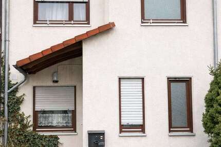 Haus Köln Chorweiler - 5 Zimmer, 120 m&sup2;, 550.000&euro; | Angebot:25632096