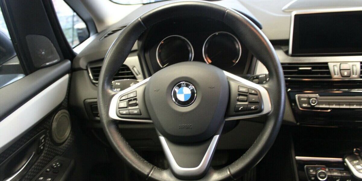 BMW 220 Gran Tourer Aut. Advantage - 1.HAND - 24.650 km 26.980 &euro; Euskirchen 53881