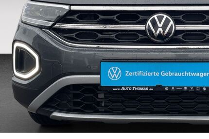VW T-Roc 2.336 km 32.300 &euro; Bornheim 53332