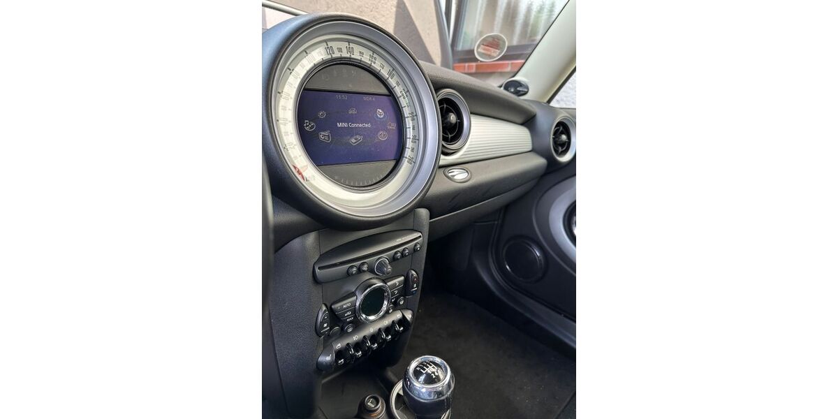 Mini Cooper S 64.200 km 11.400 &euro; Düren 52355