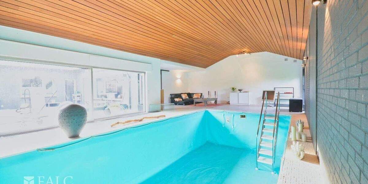 Einfamilienhaus Pulheim - 6 Zimmer, 235 m&sup2;, 699.000&euro; | Angebot:25743071