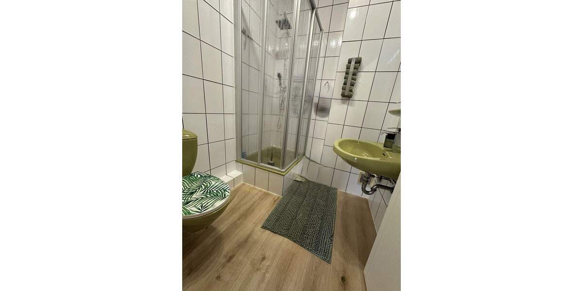 Mehrfamilienhaus, Wohnhaus Niederzier - 8 Zimmer, 274 m&sup2;, 415.000&euro; | Angebot:25692153