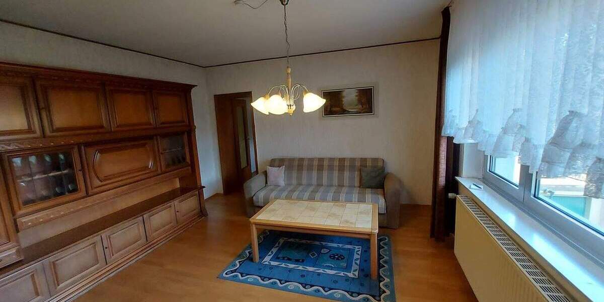 Doppelhaushälfte Bornheim - 7 Zimmer, 162 m&sup2;, 358.000&euro; | Angebot:26107543