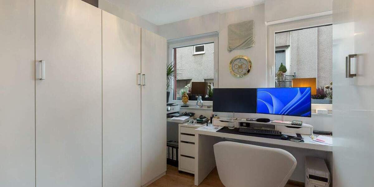 Etagenwohnung Erftstadt Lechenich - 3 Zimmer, 107 m&sup2;, 395.000&euro; | Angebot:25985343