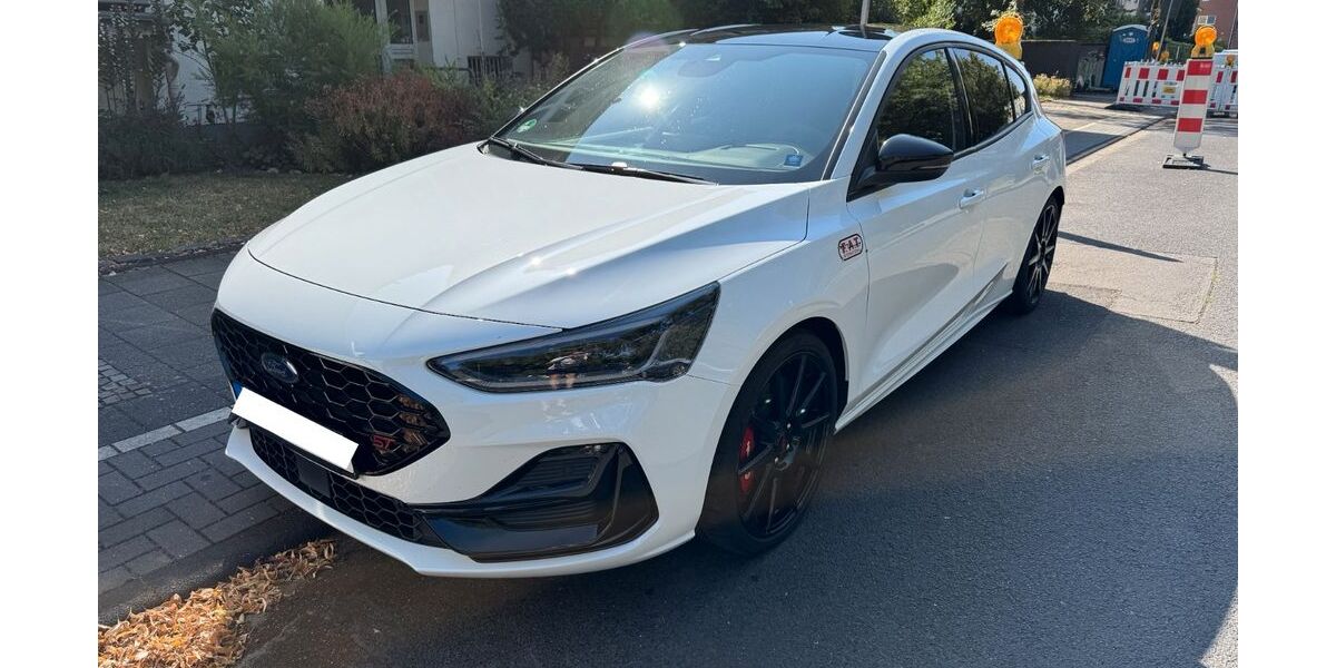 Ford Focus 38.000 km 30.000 &euro; Köln 50931