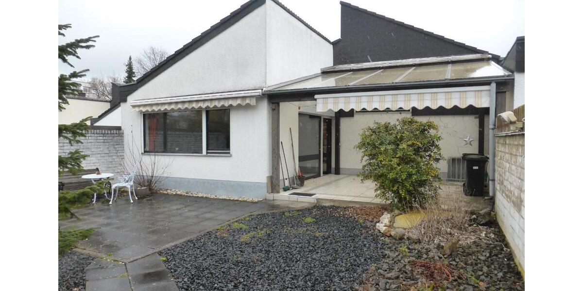 Reihenhaus Bonn Tannenbusch - 3 Zimmer, 110 m&sup2;, 425.000&euro; | Angebot:26637385