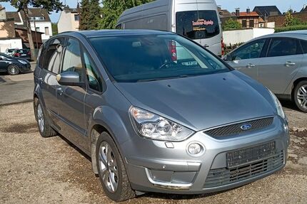 Ford S-Max 158.500 km 3.500 &euro; Düren 52351