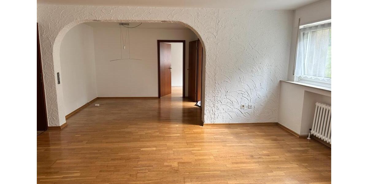 Etagenwohnung Köln Heimersdorf - 2 Zimmer, 60 m&sup2;, 900&euro; | Angebot:26040067