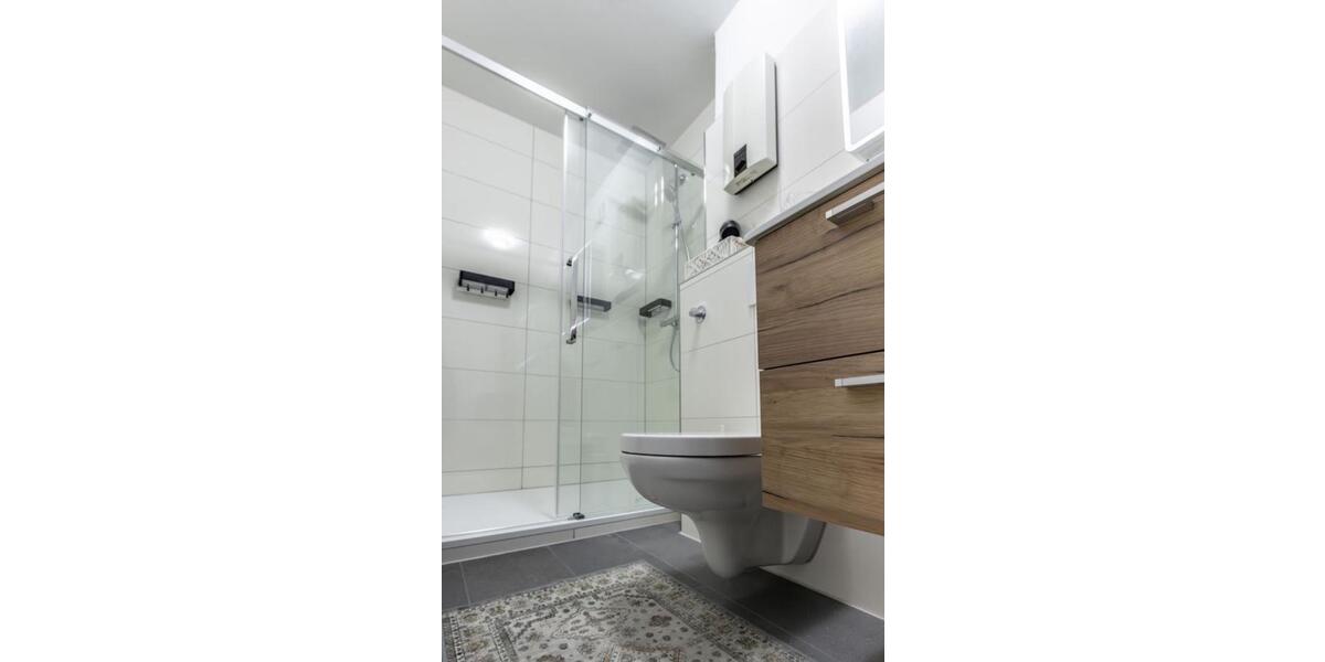 Etagenwohnung Bonn Tannenbusch - 2 Zimmer, 78 m&sup2;, 1.875&euro; | Angebot:25580155