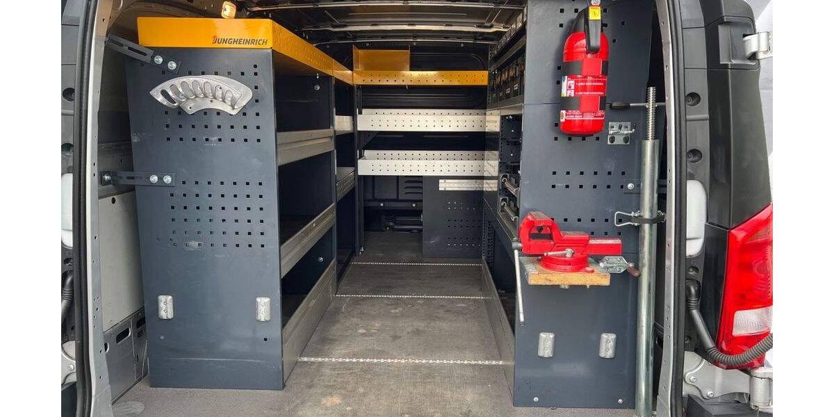 Mercedes-Benz Vito 87.473 km 17.900 &euro; Köln-Riehl 50735