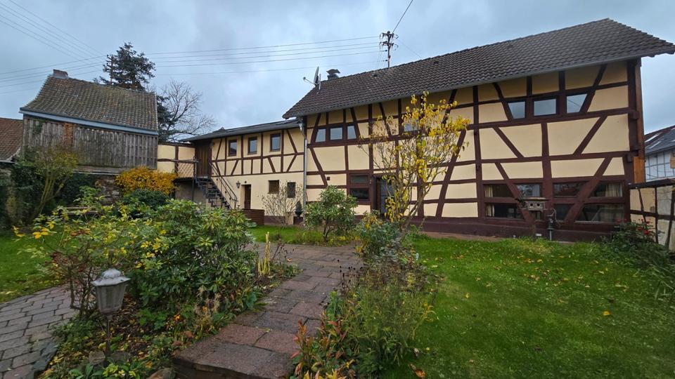 Einfamilienhaus Bad Münstereifel - 4 Zimmer, 130 m&sup2;, 250.000&euro; | Angebot:26007676