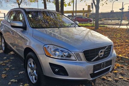 Volvo XC60 180.000 km 8.999 &euro; Köln 51107