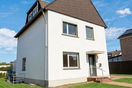 Haus Düren / Derichsweiler Derichsweiler - 5 Zimmer, 131 m&sup2;, 268.000&euro; | Angebot:27350955