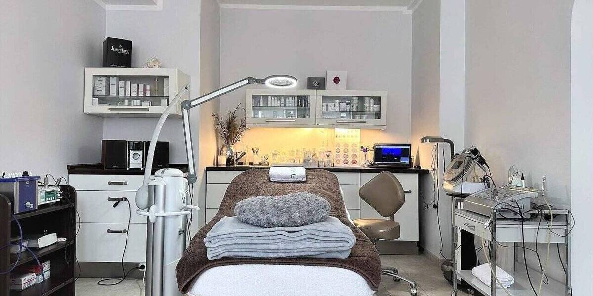 Gewerbeobjekt Kerpen Sindorf - 4 Zimmer, 109 m&sup2;, 952&euro; | Angebot:25749014