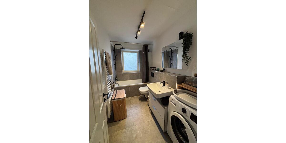 Etagenwohnung Bergheim - 2 Zimmer, 66 m&sup2;, 1.280&euro; | Angebot:25968661