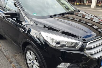 Ford Kuga 94.010 km 13.700 &euro; Bornheim 53332