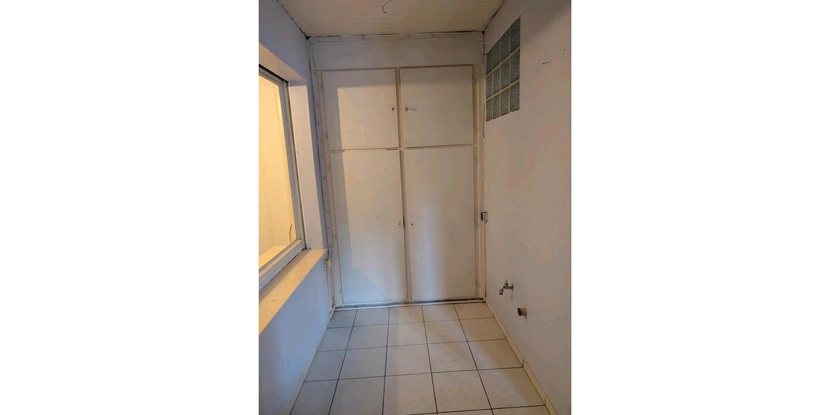 Etagenwohnung Bergheim - 2 Zimmer, 80 m&sup2;, 950&euro; | Angebot:26659126