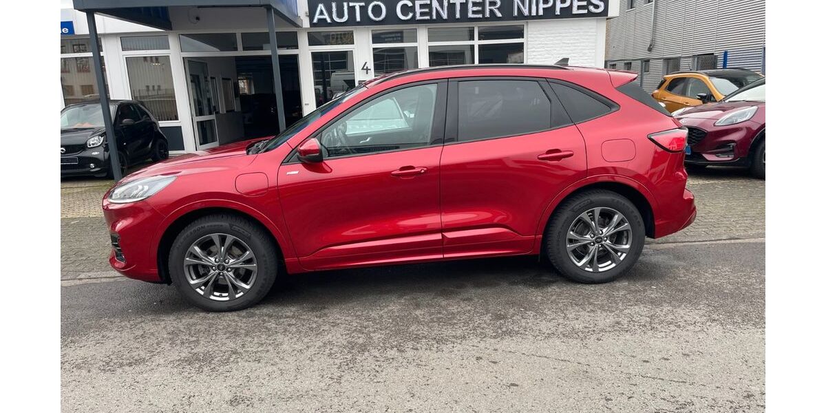 Ford Kuga 114.400 km 17.900 &euro; Köln 50829
