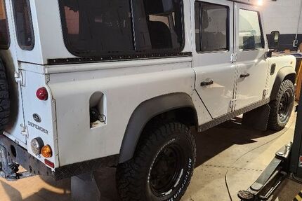 Land Rover Defender 70.000 km 65.000 &euro; Bonn 53177
