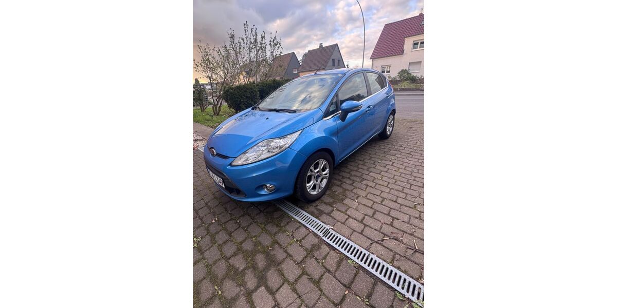 Ford Fiesta 220.432 km 2.000 &euro; Leverkusen 51381