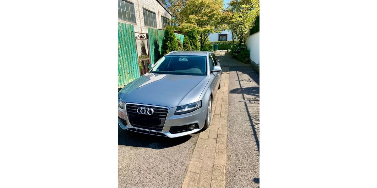 Audi A4 200.000 km 6.100 &euro; Vettweiß 52391