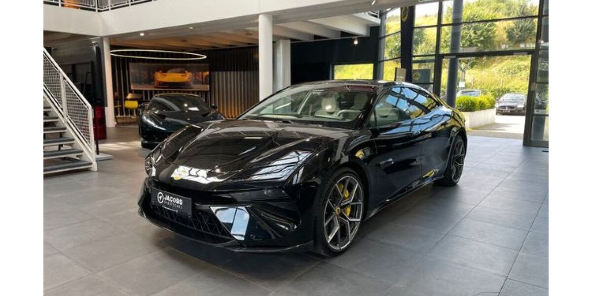 Lotus Emeya 5.000 km 129.980 &euro; Köln 50829