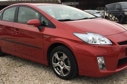 Toyota Prius 180.000 km 8.299 &euro; Bonn 53227