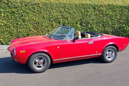 Fiat 124 Spider 99.999 km 13.250 &euro; Leverkusen 51373
