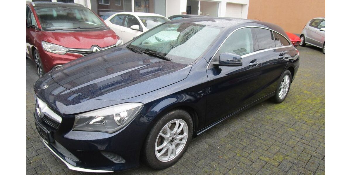 Mercedes-Benz CLA 180 64.000 km 16.990 &euro; BERGHEIM 50126