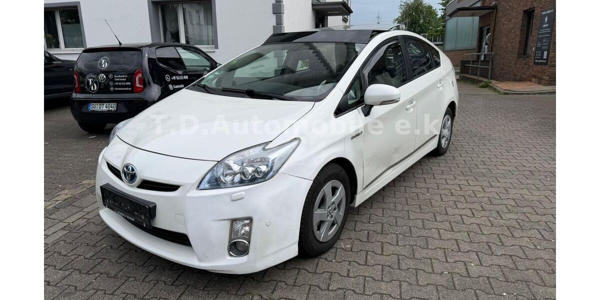 Toyota Prius 222.000 km 7.499 &euro; Troisdorf 53840