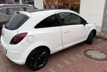 Opel Corsa 199.000 km 2.100 &euro; Köln 51061