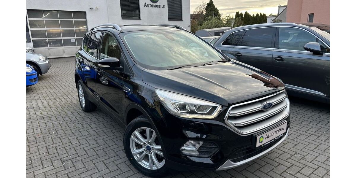 Ford Kuga 94.040 km 14.499 &euro; Troisdorf 53840