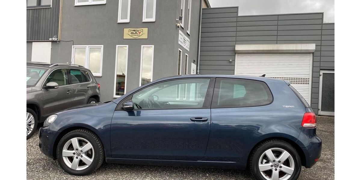 VW Golf 149.000 km 5.950 &euro; Euskirchen 53881