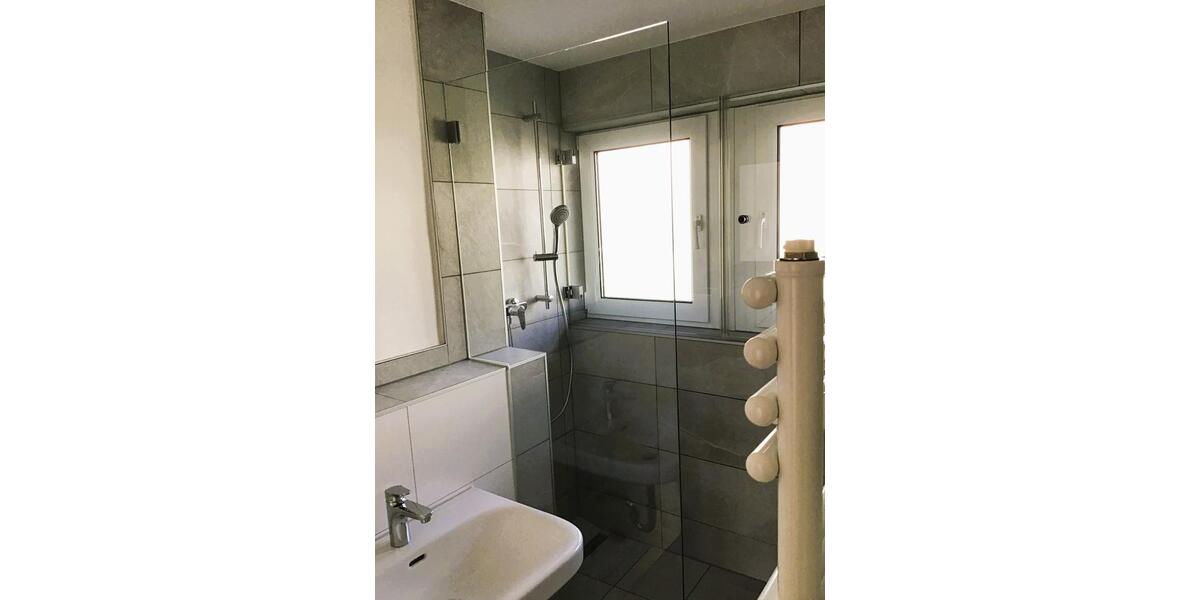 Etagenwohnung Köln Kalk - 4 Zimmer, 105 m&sup2;, 1.520&euro; | Angebot:26040989