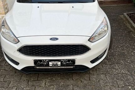 Ford Focus 112.046 km 5.900 &euro; Bonn 53119