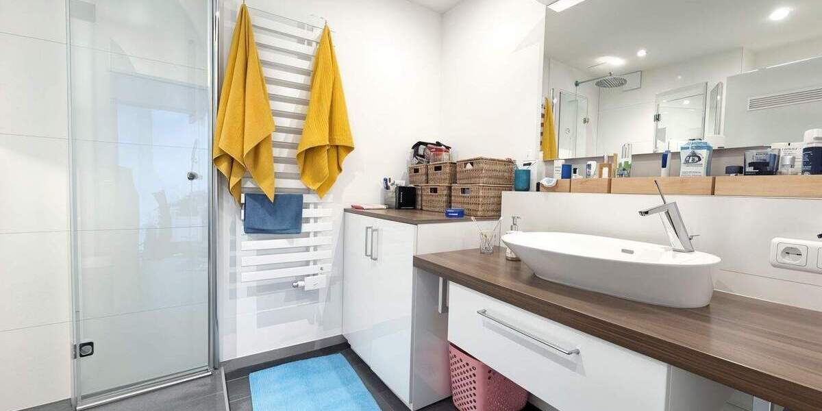 Etagenwohnung Bonn Zentrum - 3 Zimmer, 102 m&sup2;, 449.000&euro; | Angebot:25678046