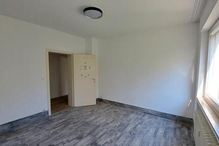 Wohnung Bonn Hardtberg - 4 Zimmer, 100 m&sup2;, 2.150&euro; | Angebot:26021423