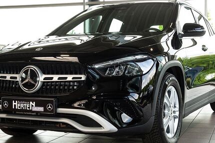 Mercedes-Benz GLA 200 17.687 km 34.300 &euro; Mechernich 53894