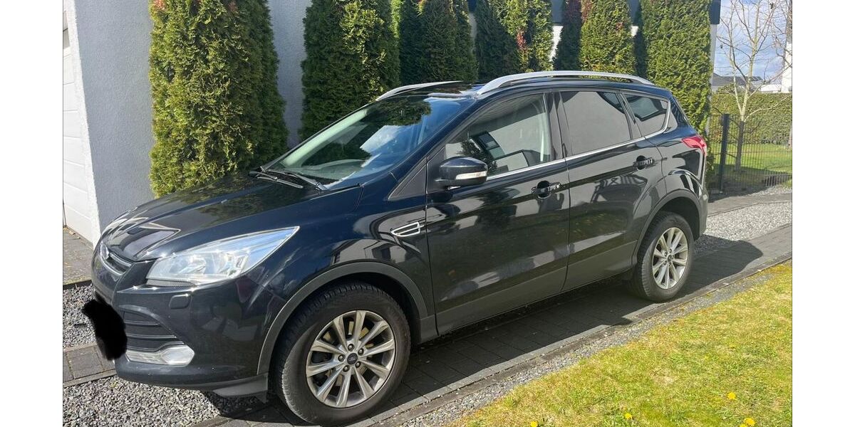 Ford Kuga 221.000 km 9.900 &euro; Köln 50859