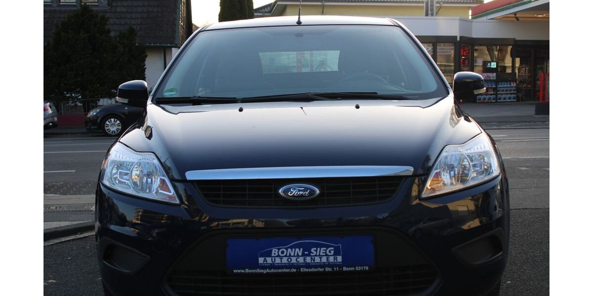Ford Focus 64.000 km 4.990 &euro; Bonn 53179