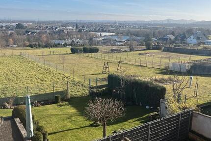 Wohnung Bornheim - 3 Zimmer, 80 m&sup2;, 720&euro; | Angebot:25805459