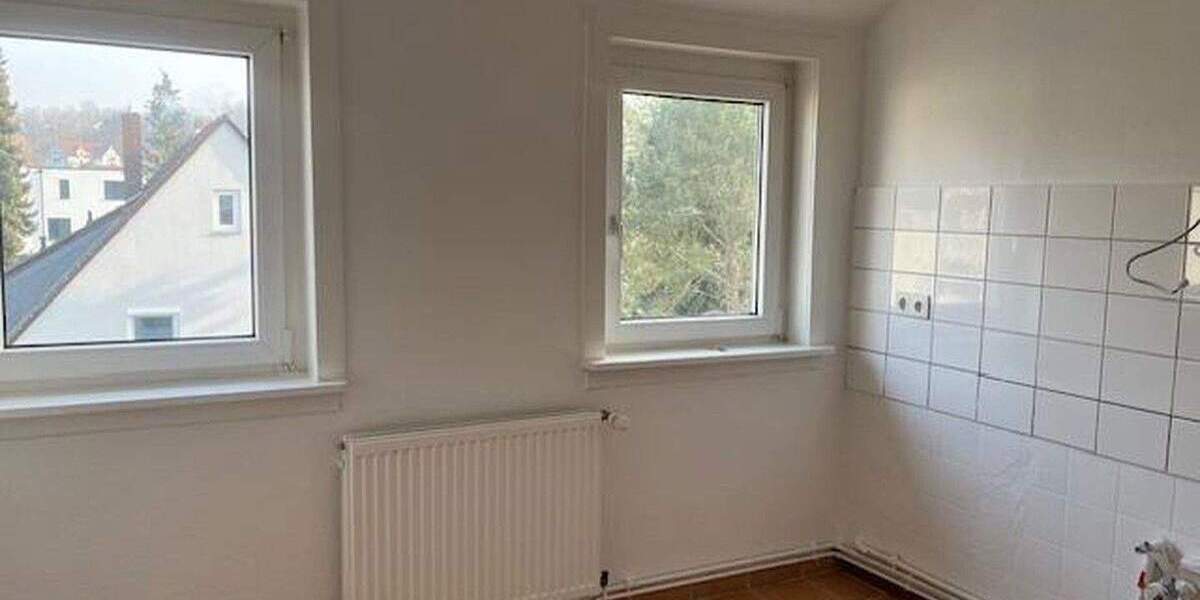 Etagenwohnung Hameln Nordstadt - 3 Zimmer, 81 m&sup2;, 735&euro; | Angebot:25752905