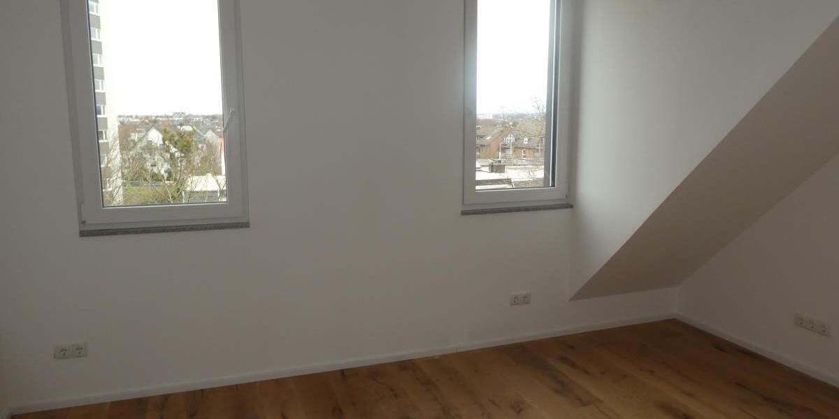 Neue helle Dachgeschoßwohnung mit moderner Heiztechnik im Energiesparhaus Bonn-Endenich - Dachgeschoßwohnung Bonn Dransdorf | Angebot:26817977