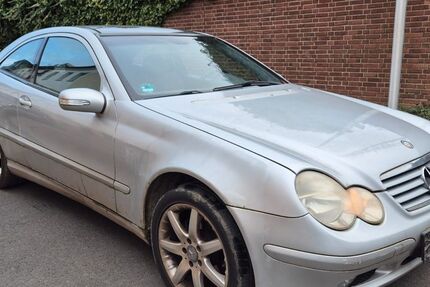 Mercedes-Benz C 180 196.000 km 890 &euro; Kreuzau 52372