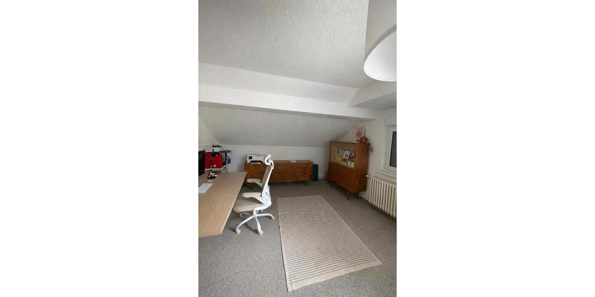 Dachgeschoßwohnung Leverkusen Schlebusch - 2 Zimmer, 49 m&sup2;, 610&euro; | Angebot:26048903