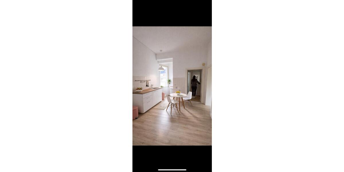 Etagenwohnung Bonn Gielgen - 2.5 Zimmer, 50 m&sup2;, 880&euro; | Angebot:25967555