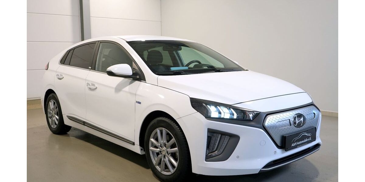 Hyundai IONIQ 41.331 km 17.850 &euro; Hürth bei Köln 50354