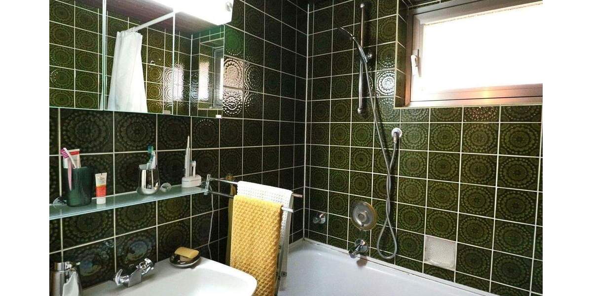 Mehrfamilienhaus, Wohnhaus Köln Holweide Holweide - 9 Zimmer, 195 m&sup2;, 785.000&euro; | Angebot:25778833