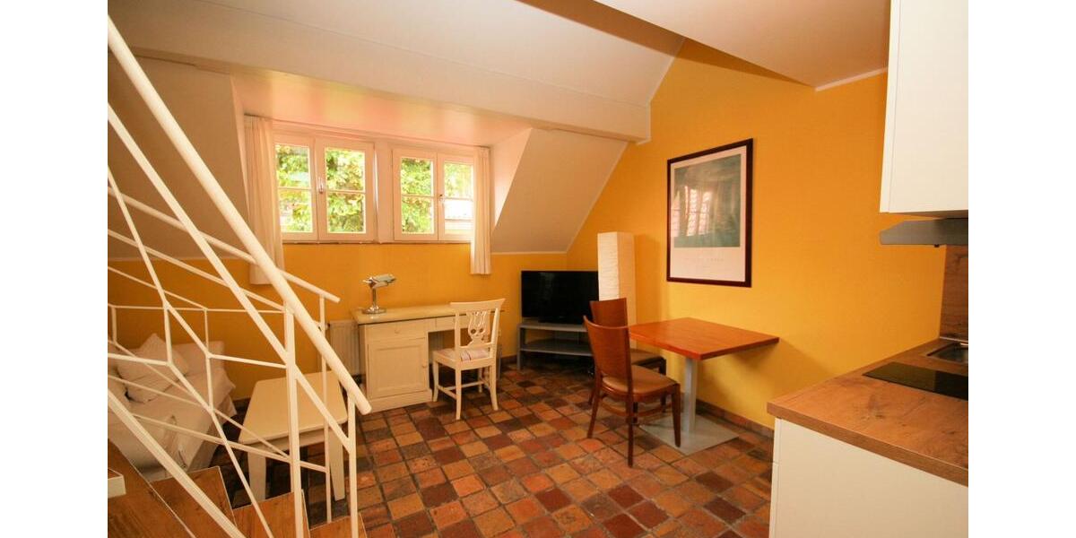 Maisonettenwohnung Köln Lindenthal - 1.5 Zimmer, 38 m&sup2;, 850&euro; | Angebot:26041667