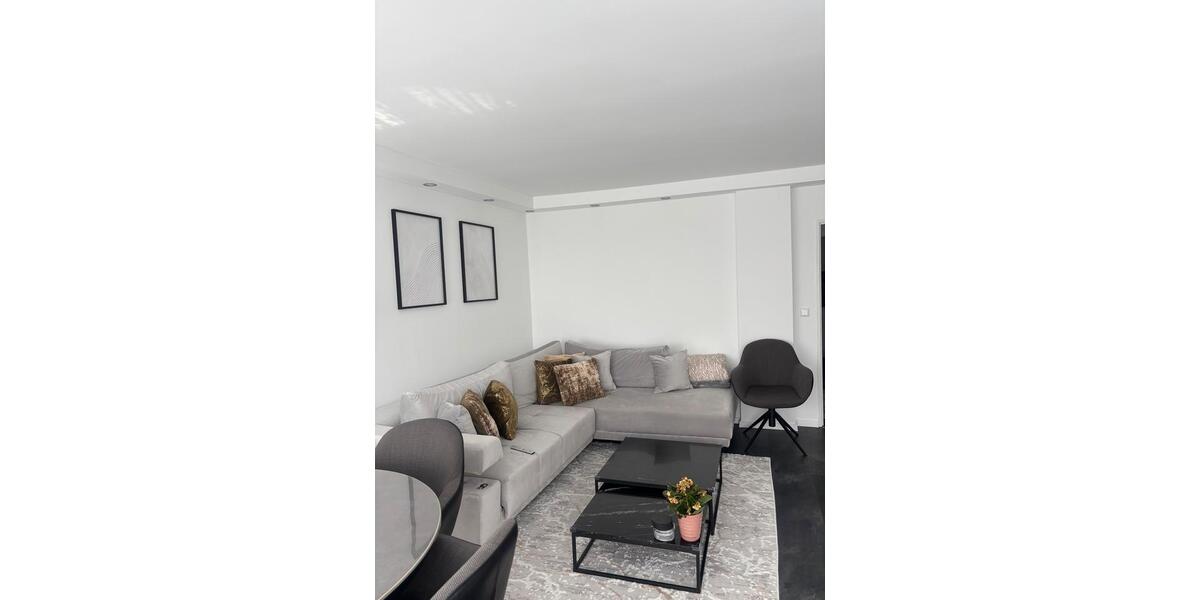 Dachgeschoßwohnung Köln Mülheim - 2 Zimmer, 70 m&sup2;, 305.000&euro; | Angebot:26116281